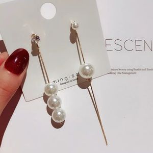 ❤️ Pearl Drop Earrings